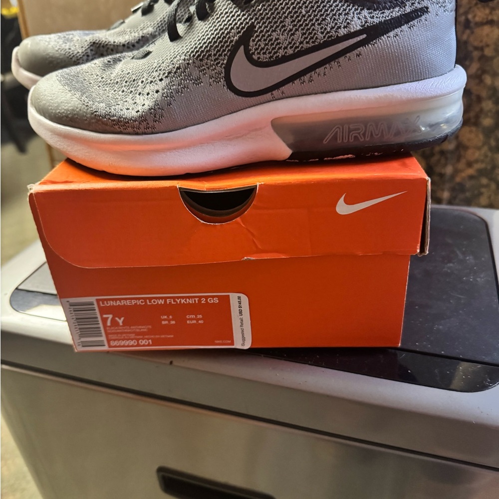 Nike Gray and Black Lunarepic Low Flyknit 2 GS Shoes